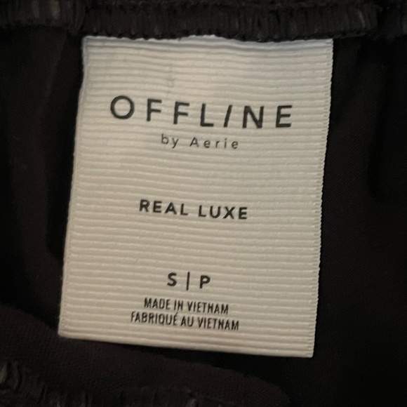 NWT Offline by Aerie Real Luxe Faux Leather Wide Leg Black Pants; Size S - Picture 6 of 8